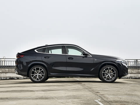 2026�� xDrive40i M�˶���װ