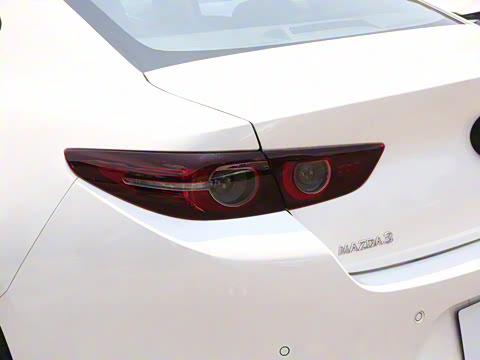 2025�� 2.0L �Զ���ҫ��