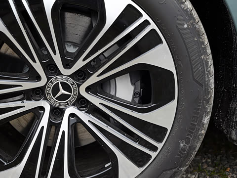 2026�� E 300 L ������
