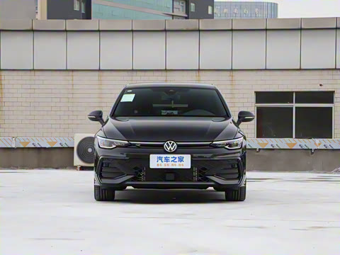 2025�� �Ŀ�� 300TSI R-Line