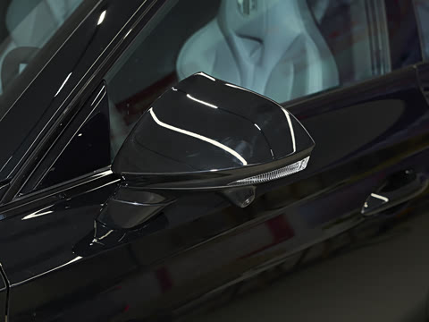 2026�� 2.0T Trophy+ �����˶���