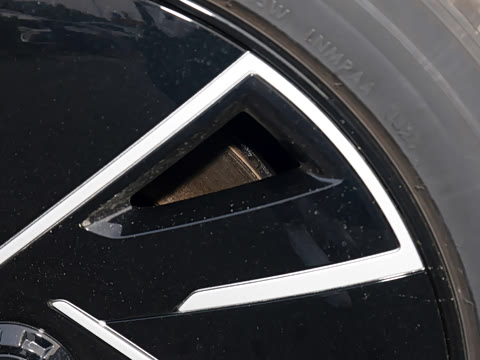 2025�� �Ŀ� 560PRO 185kW