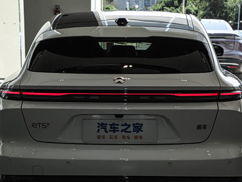 2025�� 100kWh Touring