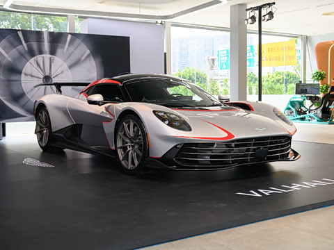 2025�� 4.0T PHEV