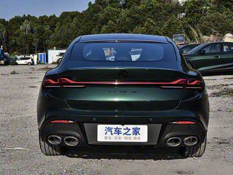 2026�� 2.0T 405 AT������