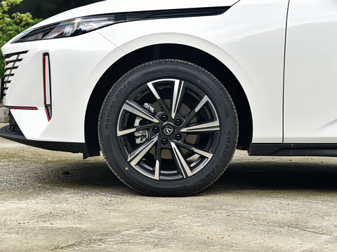 2026�� 1.5T �����