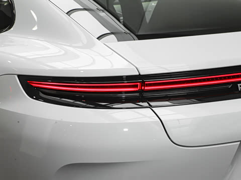 2026�� Panamera ������ 2.9T