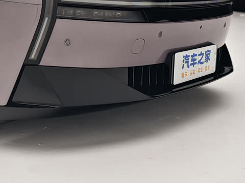 2025�� 750 ���������� Ultra