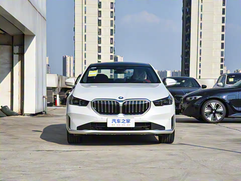 2026�� 530Li ������ ������װ