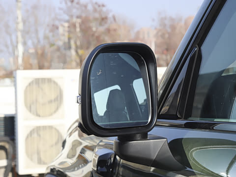 2025�� Ԫ�����а�