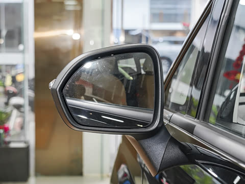 2026�� 2.0L �ֶ����ᾫӢ�� 7�� CNG