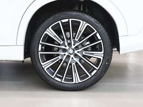 2026�� xDrive25i M�˶���ҹ��װ