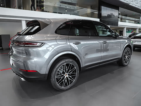 2025�� Cayenne 3.0T ���ΰ�