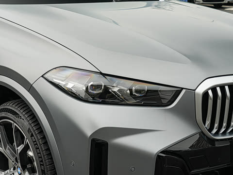 2025�� xDrive 30Li ������M�˶���ҹ��װ