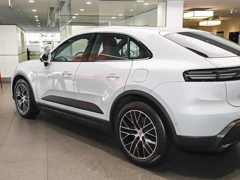 2026�� Macan ��������