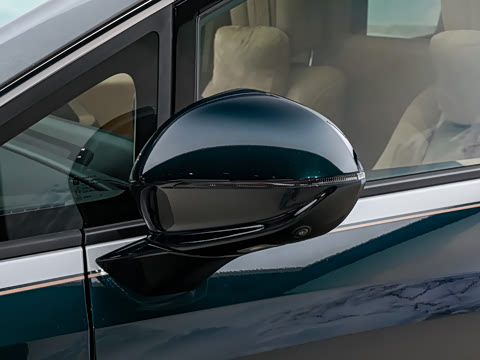 2027�� 2.0T ���������