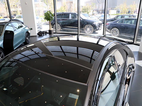 2025�� AMG CLA 45 S 4MATIC+