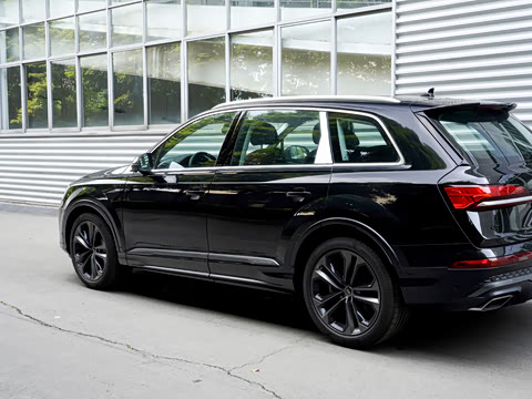 2026�� 55 TFSI quattro S line�˶���
