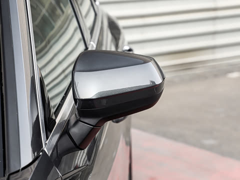 2026�� quattro 45�����ذ� 40TFSI ʱ�ж�����