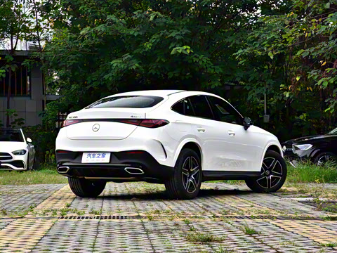 2026�� GLC 260 4MATIC ����SUV