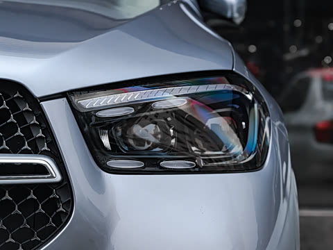 2025�� �Ŀ� GLE 450 4MATIC ������