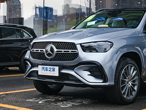 2025�� �Ŀ� GLE 450 4MATIC ������