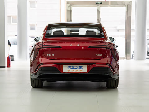 2025�� 750��