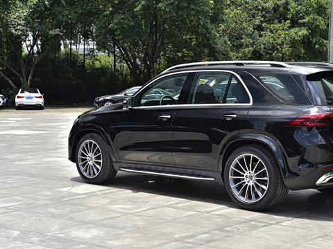 2026�� �Ŀ� GLE 450 4MATIC ������