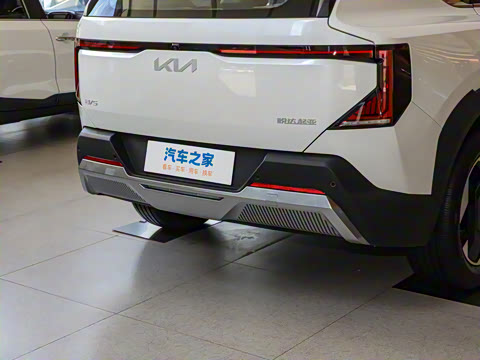 2025�� 720 Light