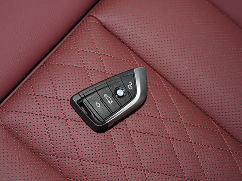 2026�� 325Li M�˶���װ