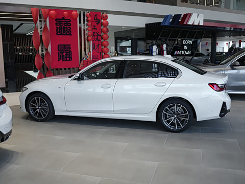2026�� 325Li M�˶���װ