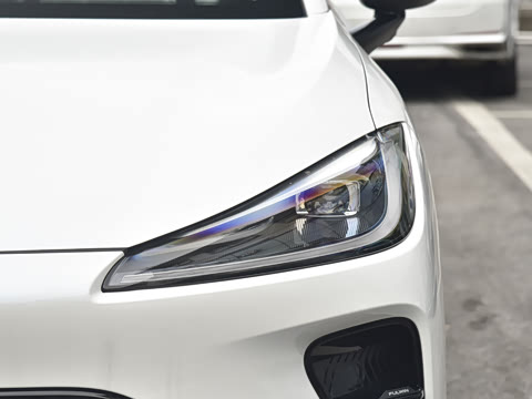 2026�� 230 Ultra