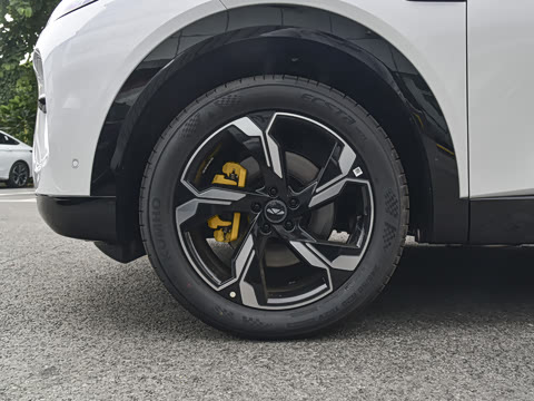 2026�� 230 Ultra