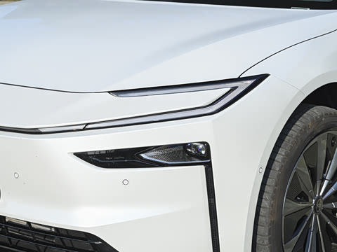 2026�� 710 Ultra�����״��