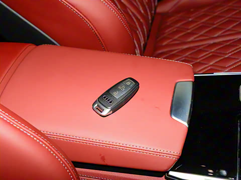 2025�� 55 TFSI quattro ����ʿ��