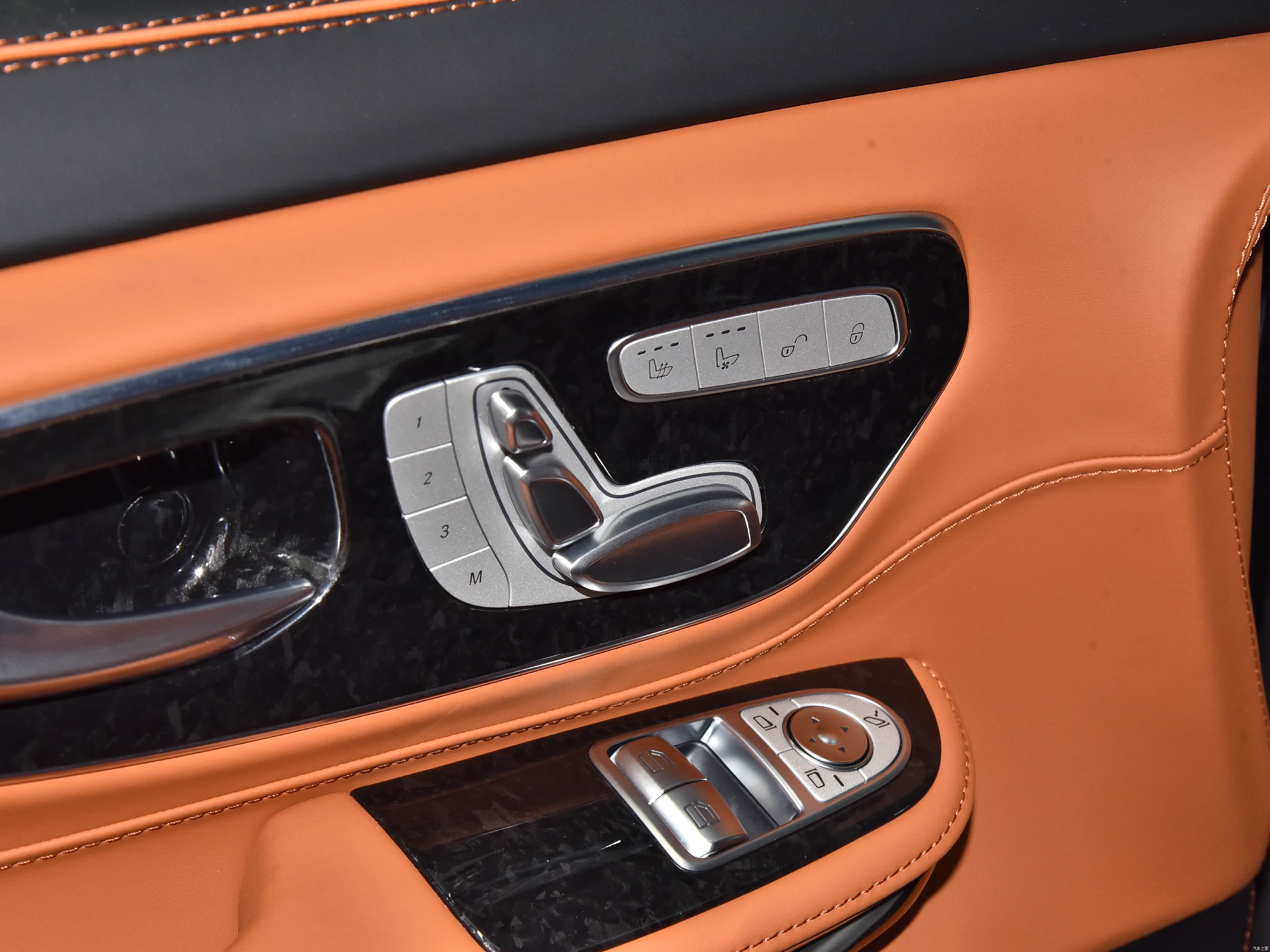 Mercedes-Benz V-Class, миниатюра 25