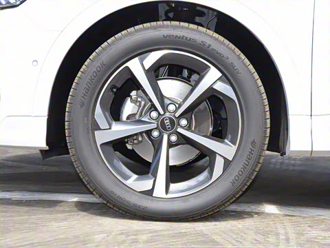 2026�� quattro 45�����ذ� 35TFSI ʱ�ж�����