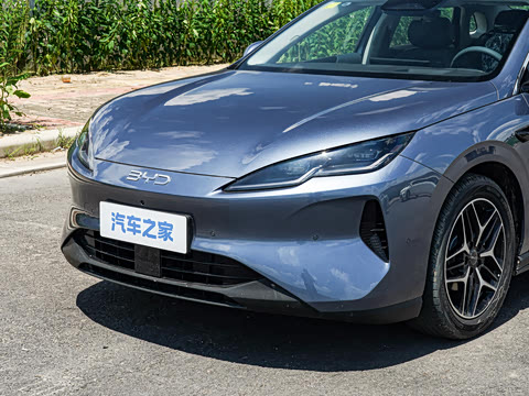 2027�� EV 530KM������