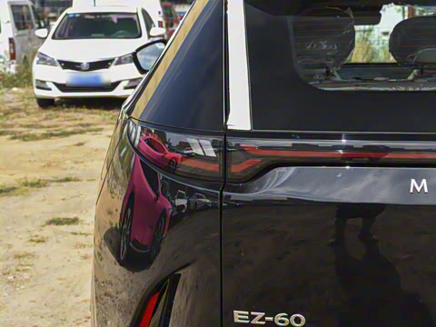 2025�� ����200 Pro