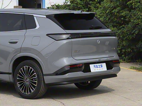 2025�� 185KM�����