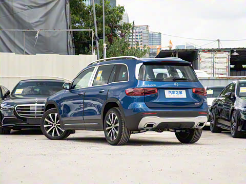 2025�� GLB 220 ʱ����