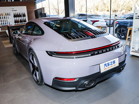 2026�� Carrera 3.0T