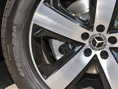 2025�� �Ŀ� GLS 450 4MATIC ������