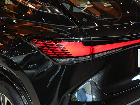 2026�� 350h ����������