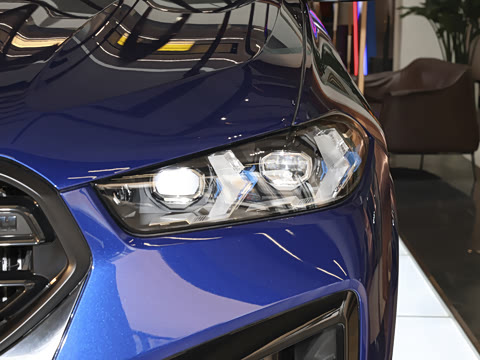 2023�� X6 M ������