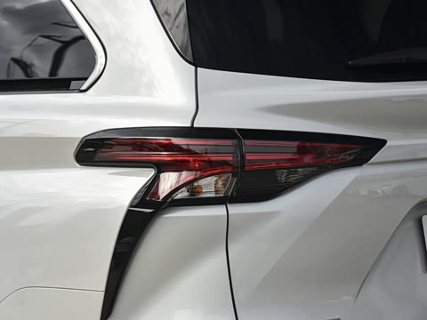 2027�� 2.5L ˫������������