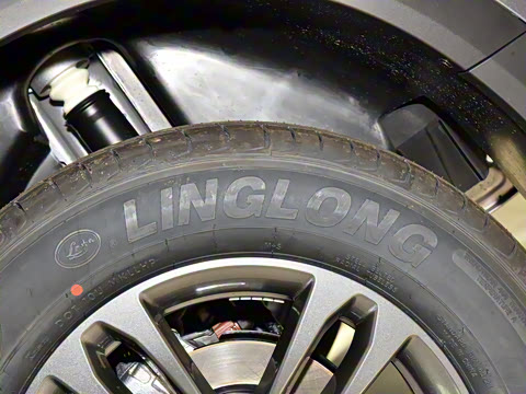 2025�� 1.5L �ֶ���Խ��