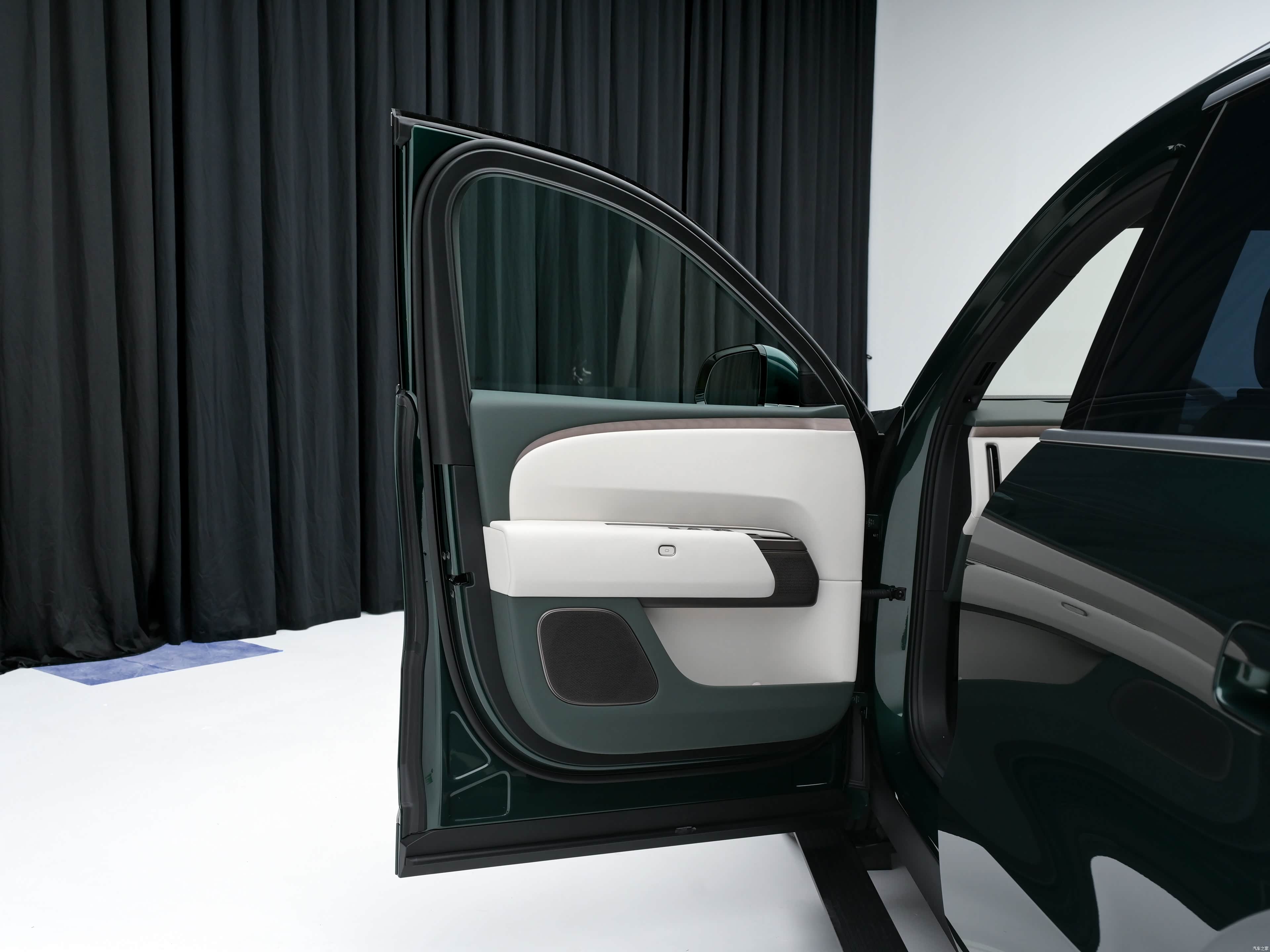 Li Auto L8, миниатюра 23