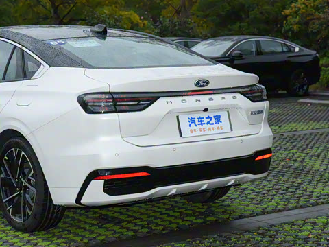 2026  2.0T  EcoBoost  