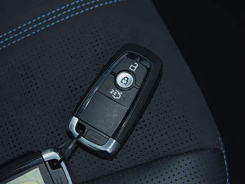 2026��  2.0T  EcoBoost  ������